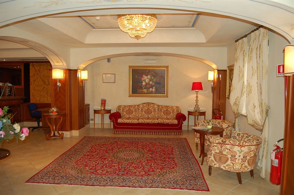 Grand Hotel Helio Cabala Марино Экстерьер фото
